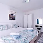 İslamlar 2 Bedroom With Private Pool *