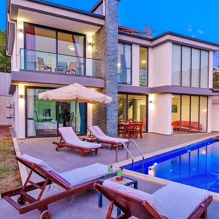 İslamlar 2 Bedroom With Private Pool וילה